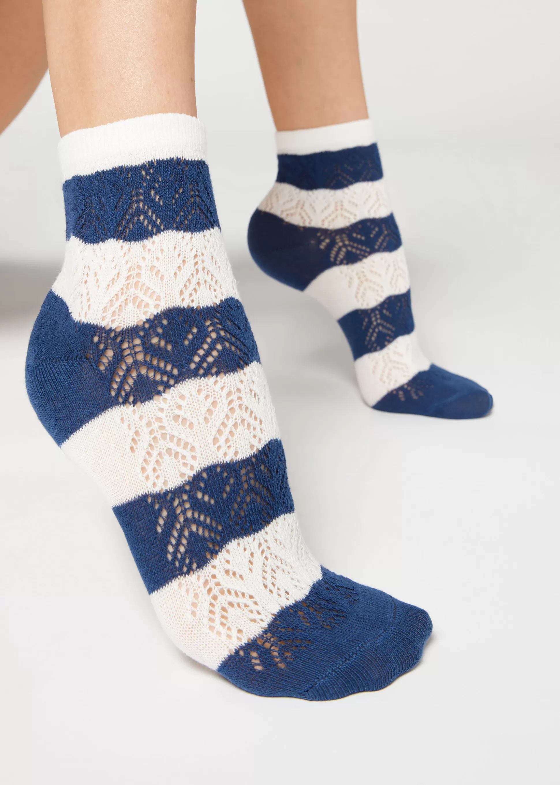 Chaussettes Basses Ajourees Et A Rayures*Calzedonia Fashion