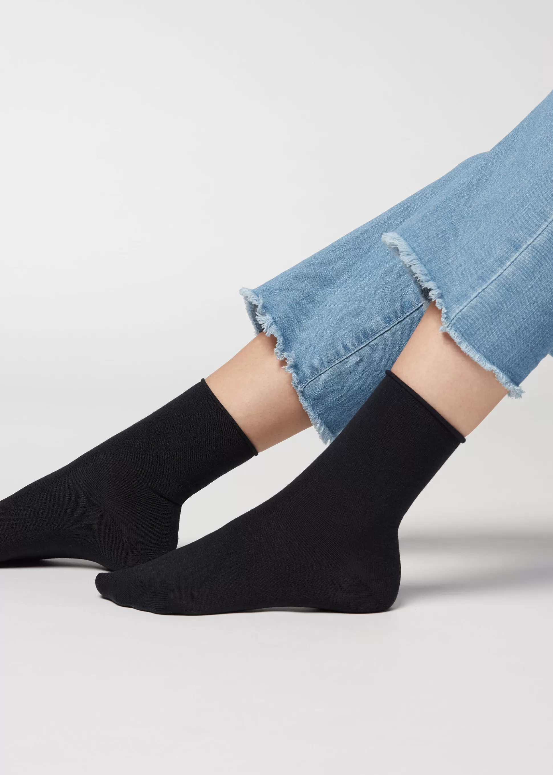 Chaussettes Courtes A Bords Francs En Laine Et Coton*Calzedonia Online