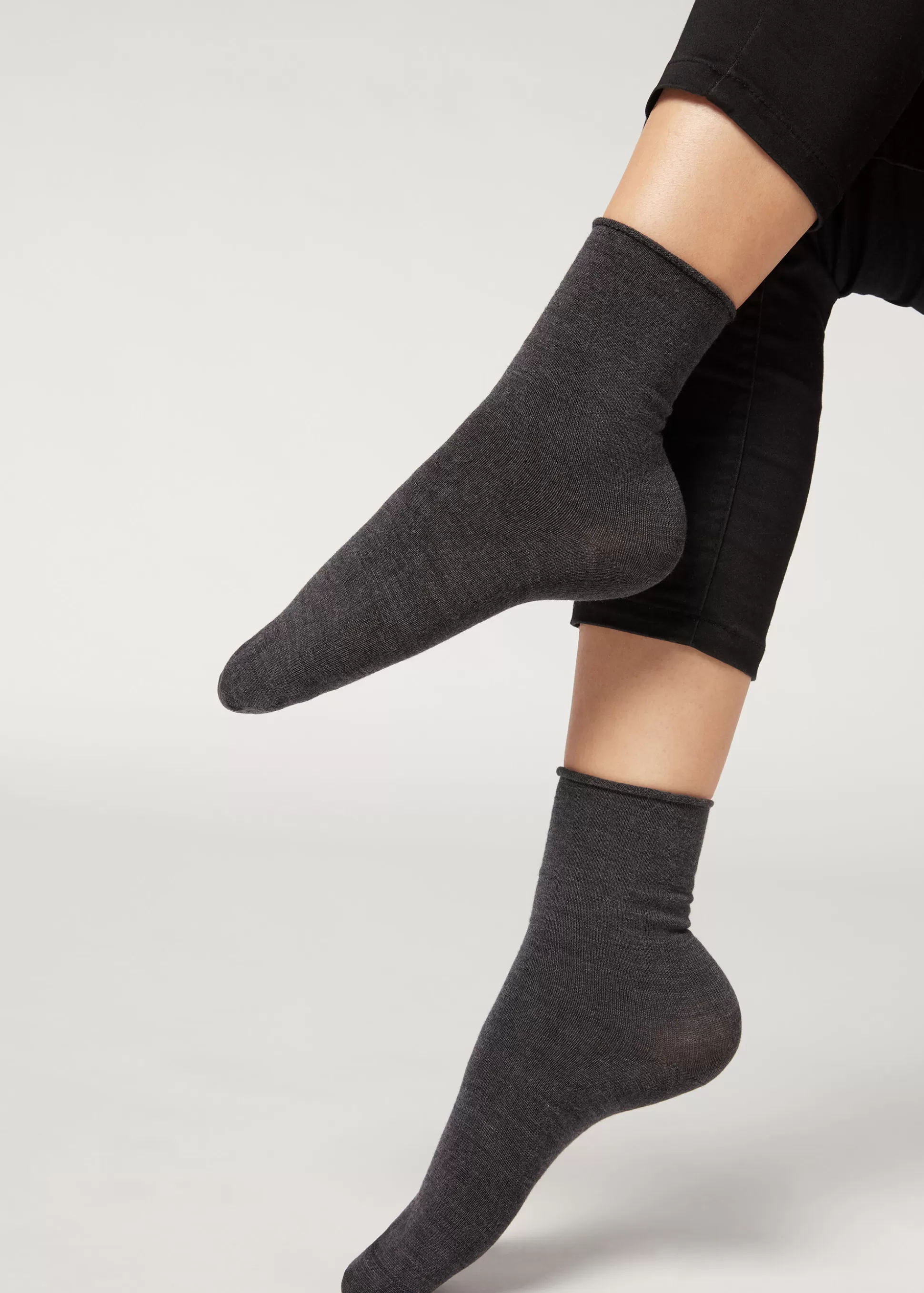 Chaussettes Courtes A Bords Francs En Laine Et Coton*Calzedonia Best Sale