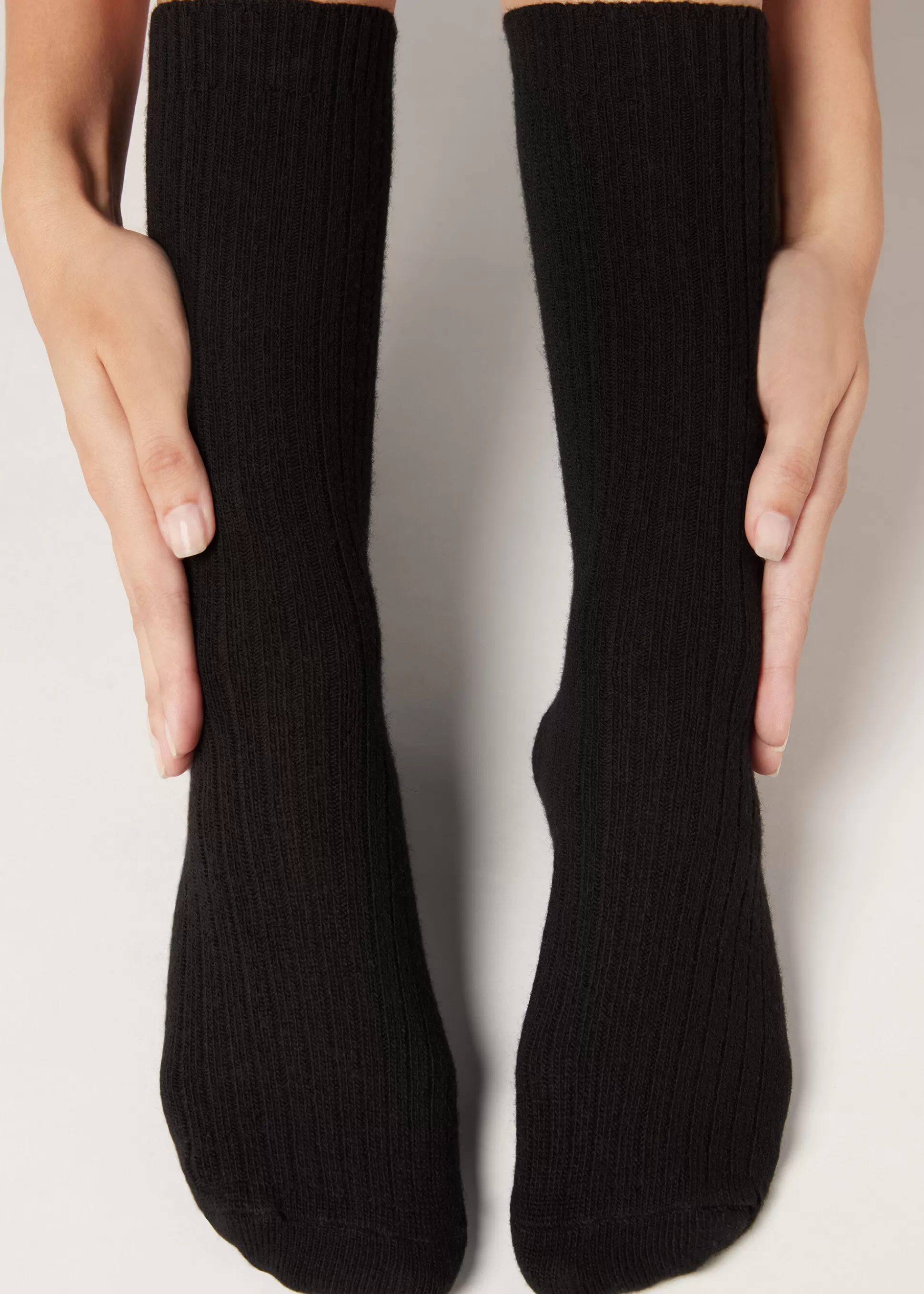 Chaussettes Courtes Cotelees En Laine Et Cachemire*Calzedonia Best