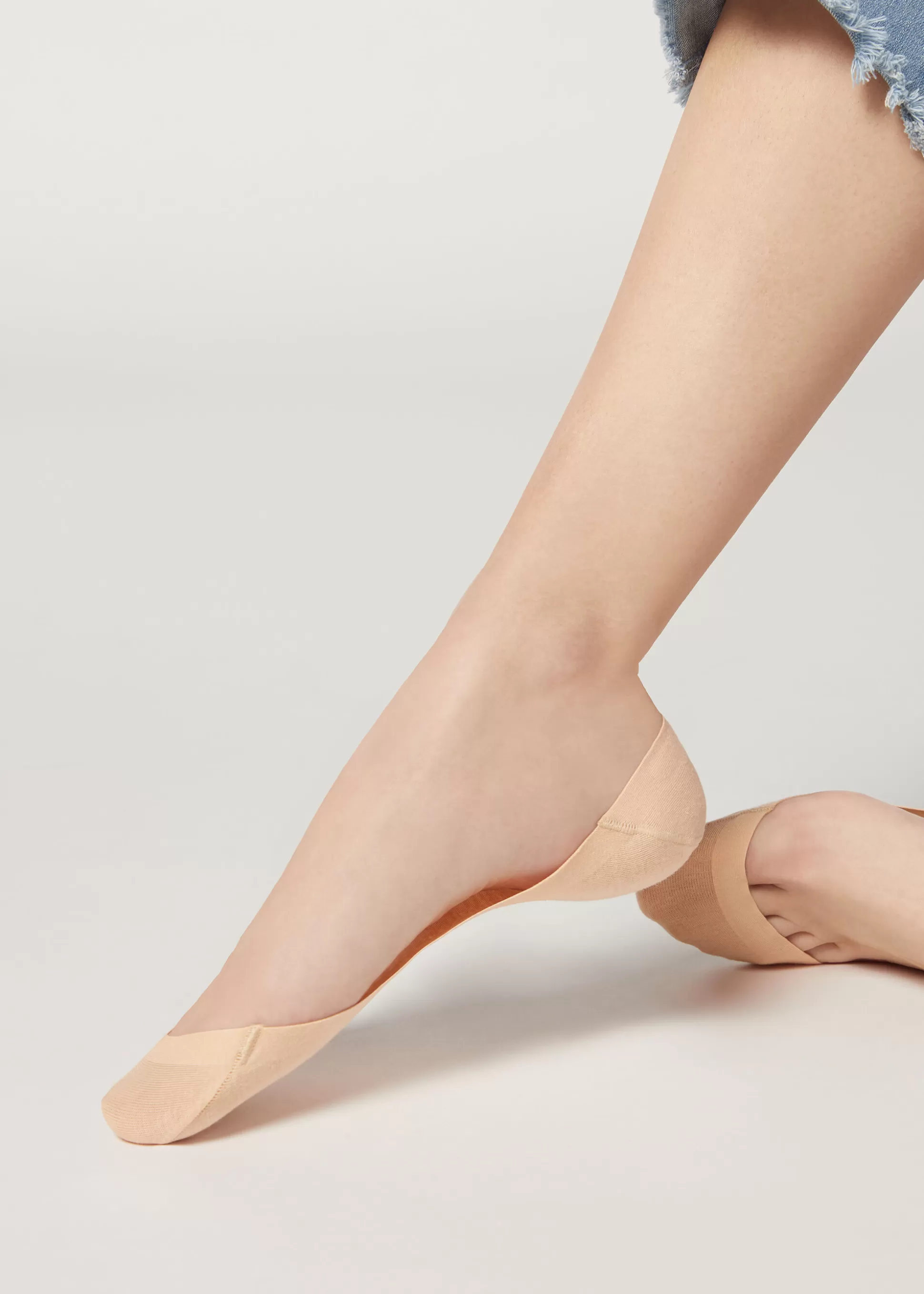 Chaussettes Invisibles Echancrees Sur Le Cote*Calzedonia Online