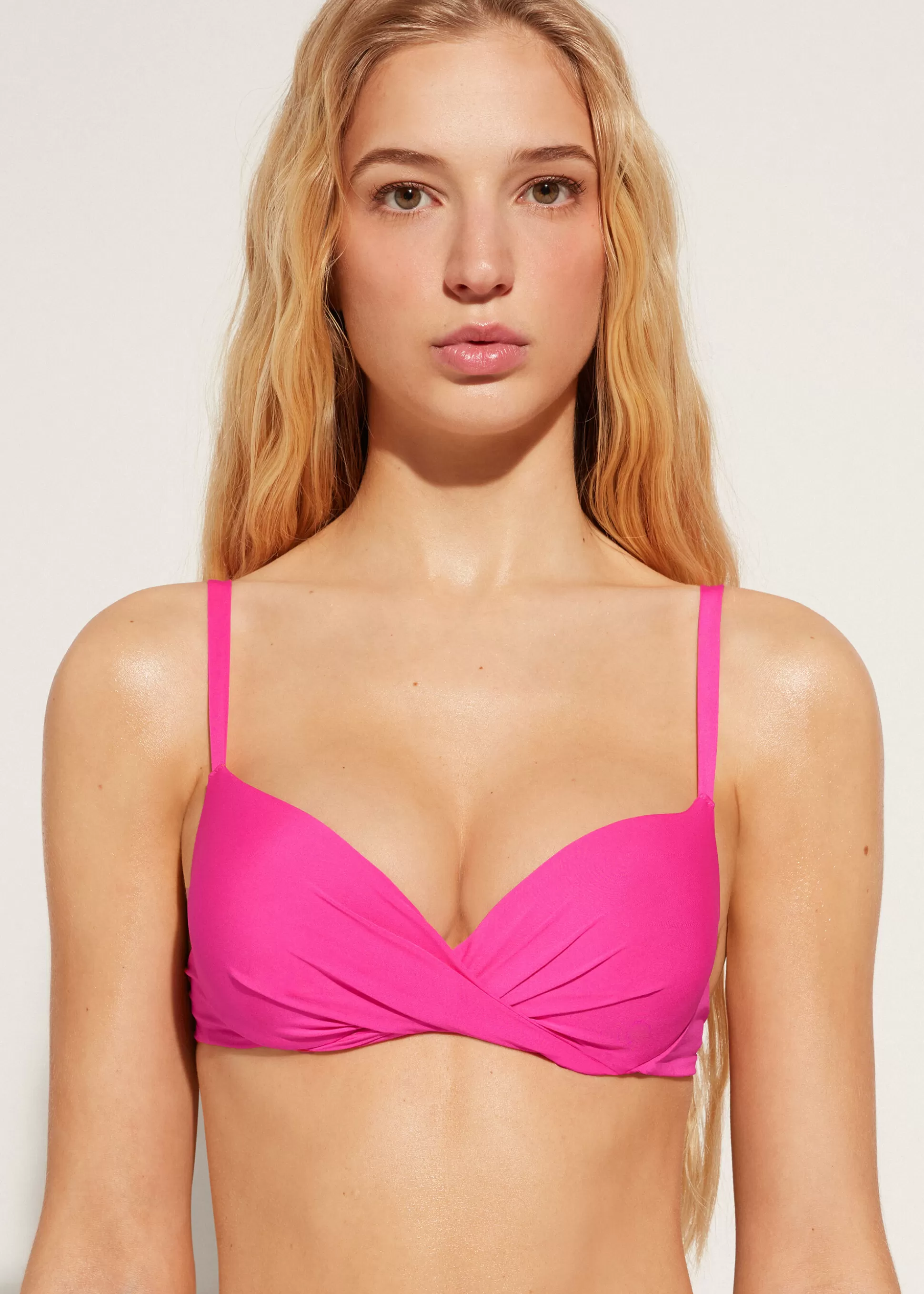 Haut De Maillot Push-Up Progressif Super Rembourre Doux Indonesia*Calzedonia Store